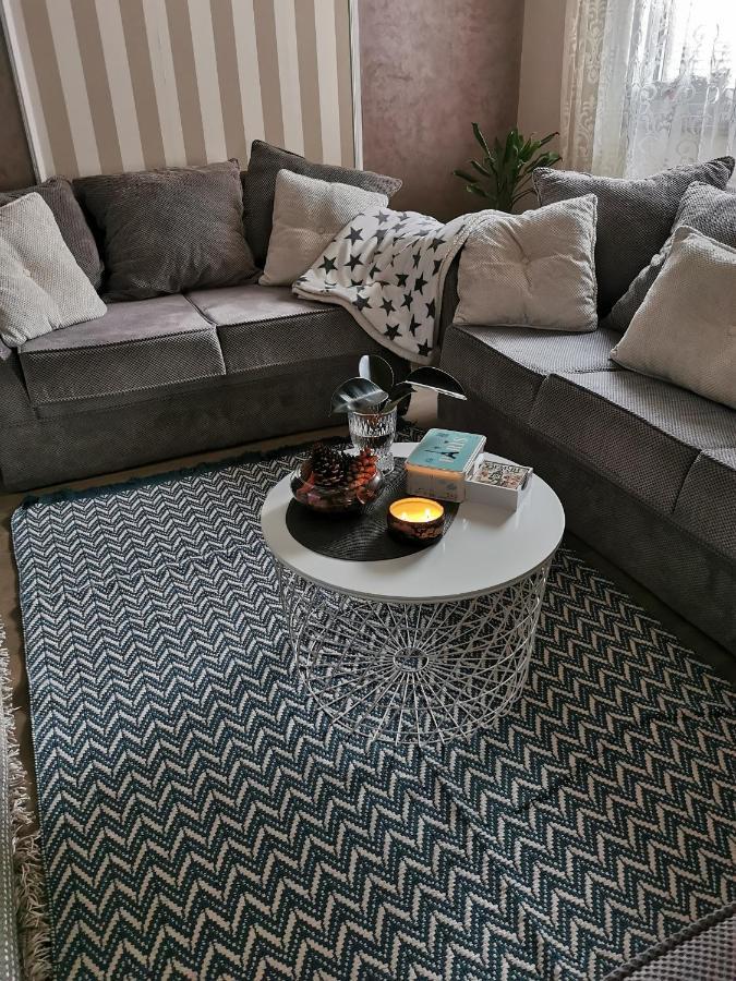 Lux Apartman Lena ベオグラード エクステリア 写真