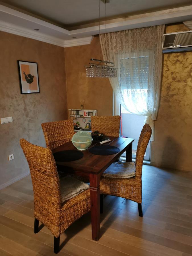 Lux Apartman Lena ベオグラード エクステリア 写真